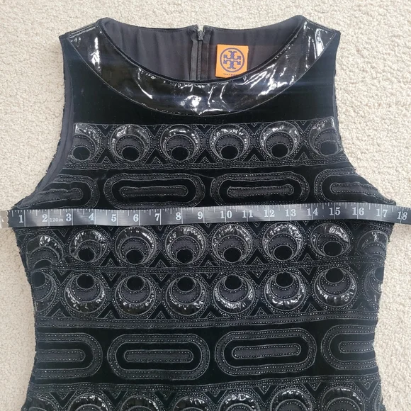 Tory Burch Beaded Velvet Circle Mesh Sheath Dress Black Patent Trim Cocktail Sz6 - Picture 7 of 14